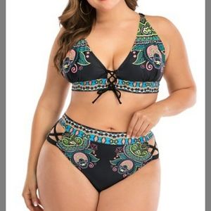 AONIHUA
Black Green Geometric LaceUp Bikini  NWT